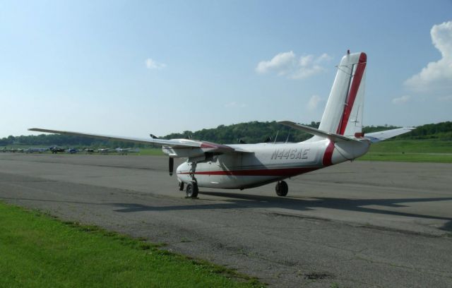 Aero Commander 500 (N446AE) - beautiful day for flying at KHAO