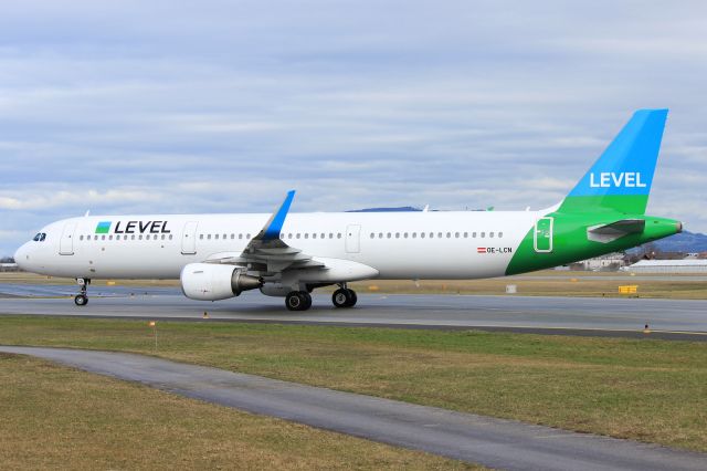 Airbus A321 (OE-LCN)