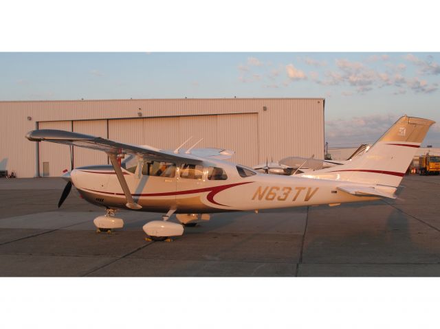 Cessna 206 Stationair (N63TV)