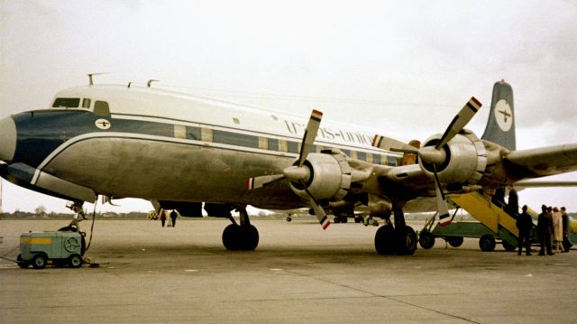 Douglas DC-6 (F-BNUZ) - 1967 at Düsseldorf (EDDL)