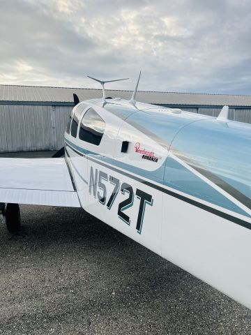 Beechcraft 35 Bonanza (N572T) - Home after new paint scheme 