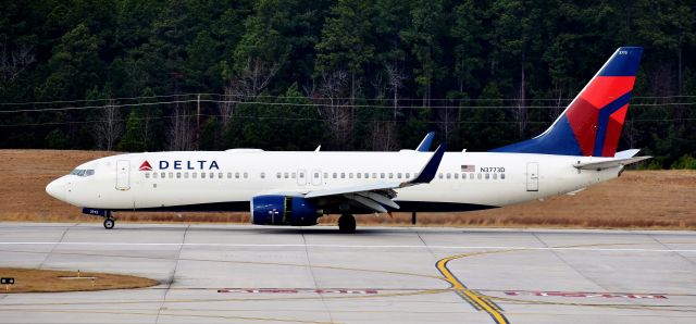 Boeing 737-800 (N3773D) - From the RDU observation deck, 12/23/17.