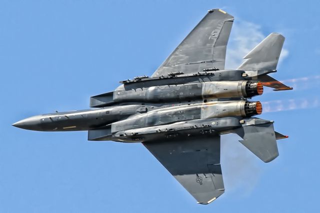 McDonnell Douglas F-15 Eagle —