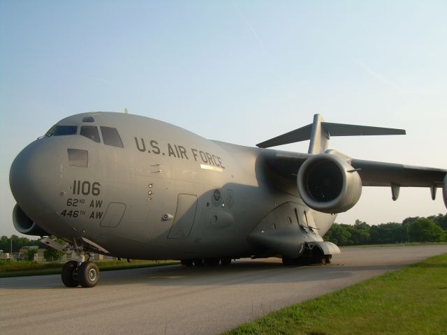 — — - Air Force C-17A Parked on T/W G