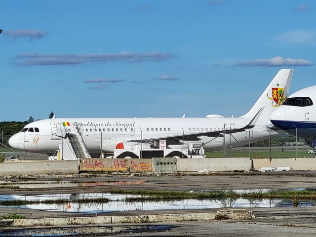 Airbus A320 (6V-SEN) - Senegalese Government Aircraft At SWF for UN2021.