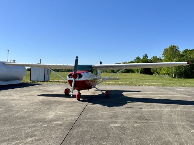 Cessna Skyhawk (N24GV)