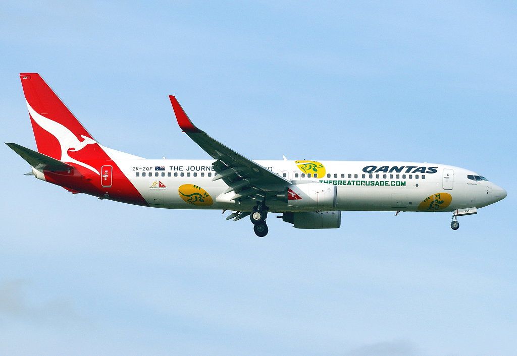Boeing 737-800 (ZK-ZQF)