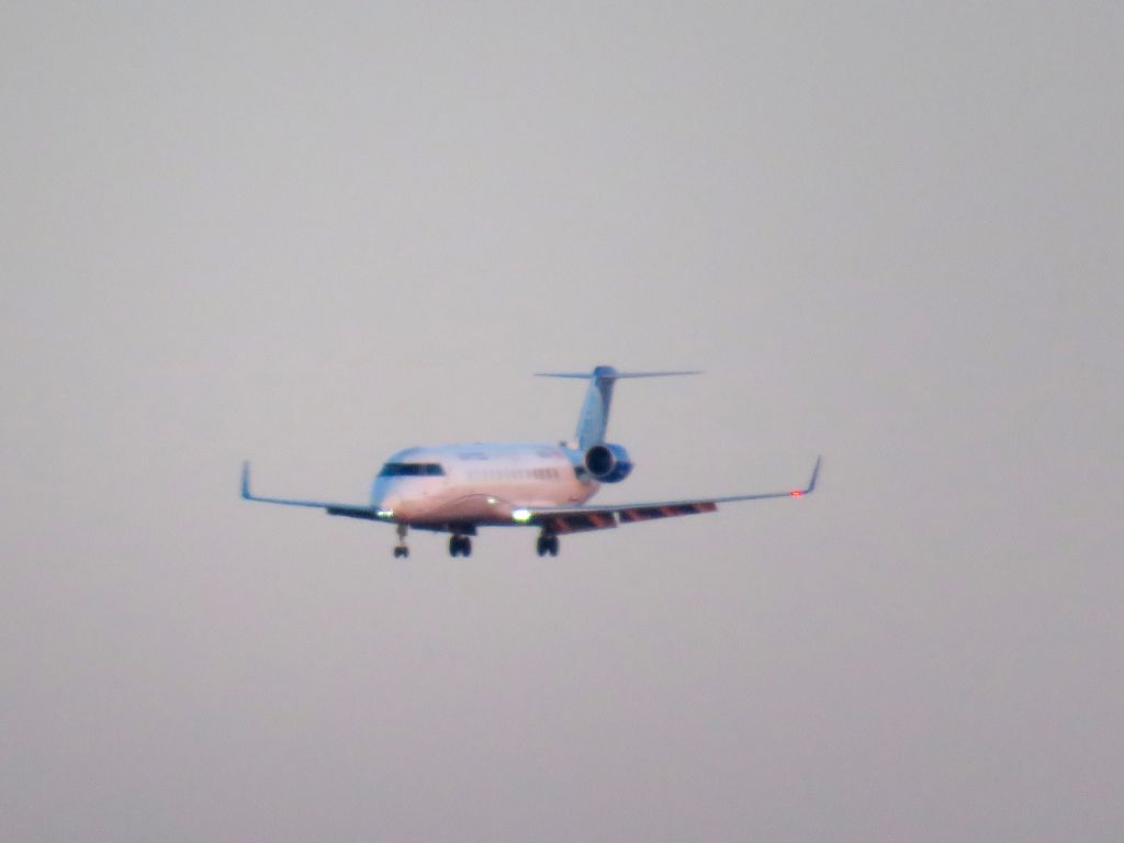 Canadair Regional Jet CRJ-200 (N963SW) - SKW5030br /DEN-JLNbr /01/22/2025