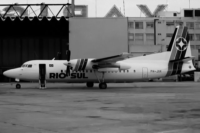 FAIRCHILD HILLER FH-227 (PH-JXK)