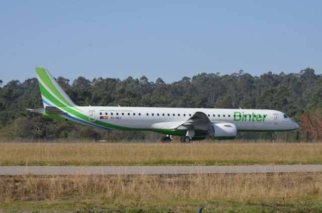 EMBRAER ERJ-190-400 (EC-NEZ) - EC-NEZ Going To TakeOff From LEVX To GCLP. 21-11-2021