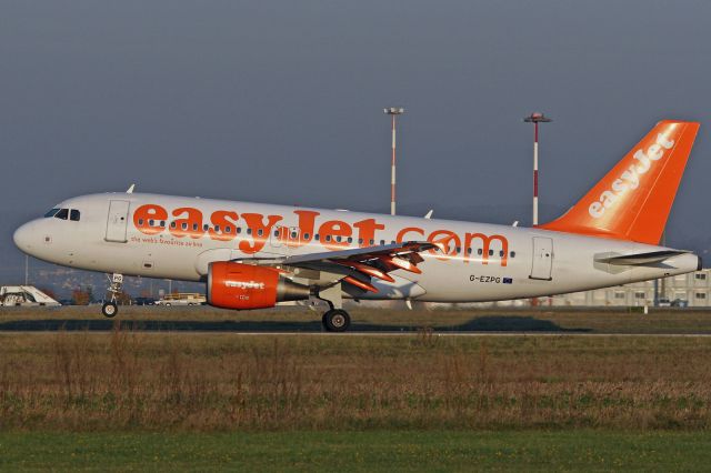 Airbus A319 (G-EZPG)