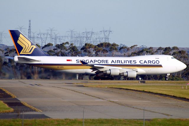 Boeing 747-400 (9V-SFN)