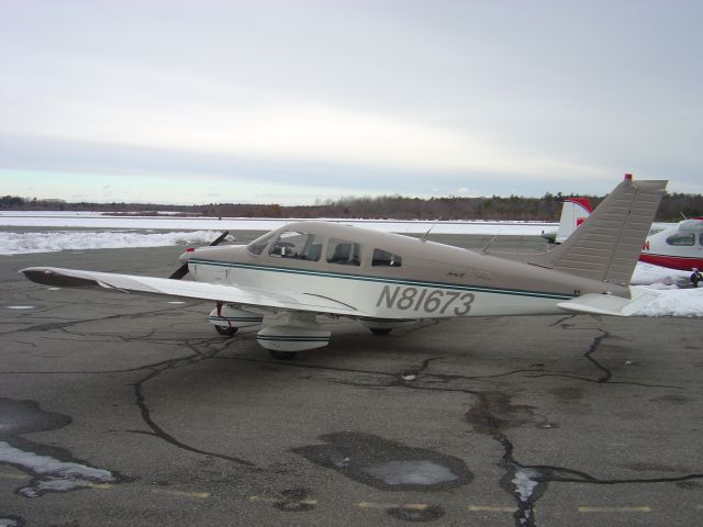 Piper Cherokee (N81673)