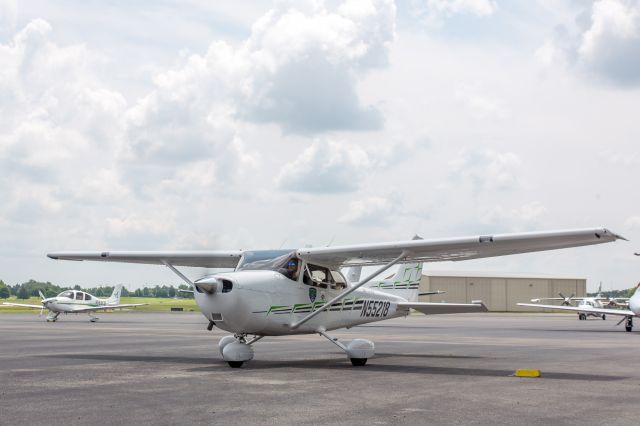 Cessna Skyhawk (N55218) - Cessna's Discover Flying Challenge for Wings of Eagles Flight School in Smyrna, TN