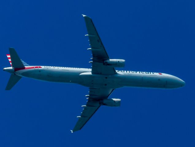 Airbus A321 (N580UW)