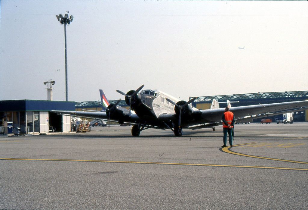 JUNKERS Ju-52/3m (D-CDLH)