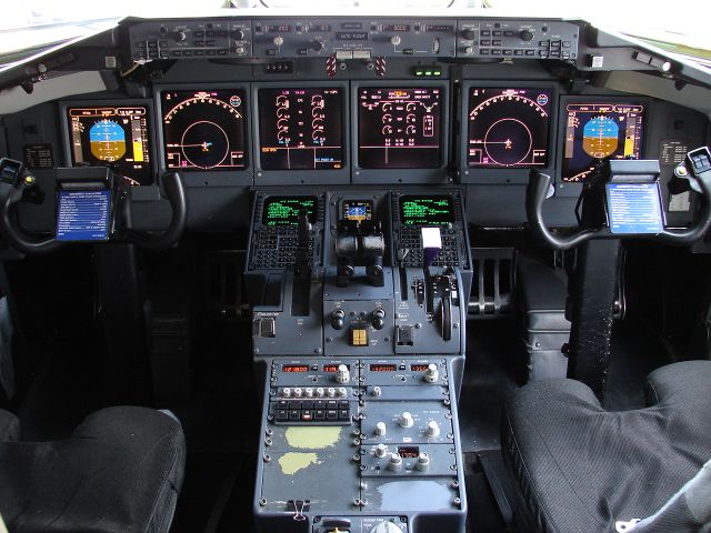 Boeing 717-200 (N920ME) - A fantastic airplane... the Boeing 717.