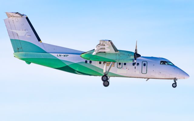 de Havilland Dash 8-100 (LN-WIP)