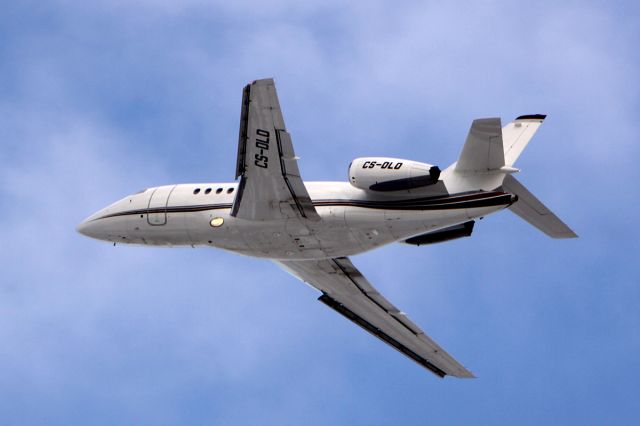 Dassault Falcon 2000 (CS-DLD)