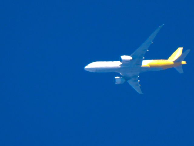 BOEING 777-200LR (N714SA)