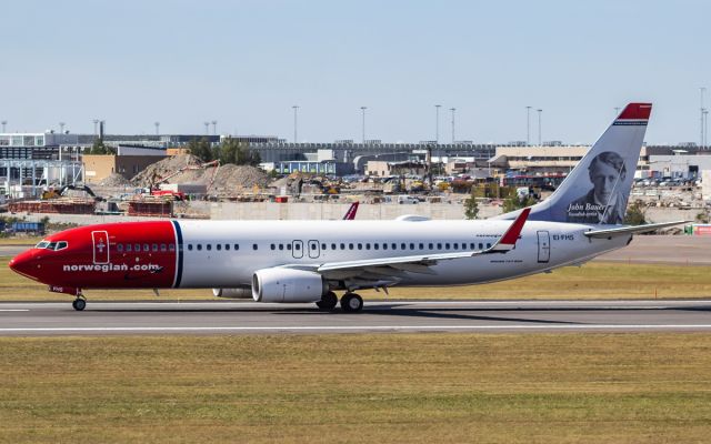 Boeing 737-800 (EI-FHS)