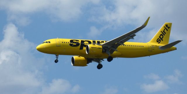 Airbus A320neo (N957NK) - On short final is this 2022 Spirit Airlines Airbus 320-271N in the Summer of 2023.