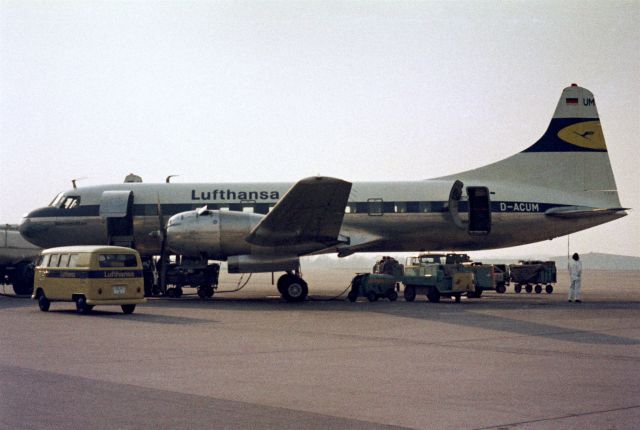 CONVAIR CV-340 Convairliner (D-ACUM) - 1967 at Düsseldorf (EDDL)