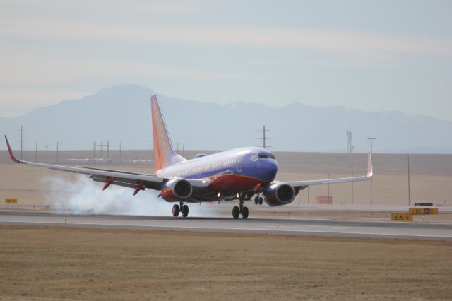 Boeing 737-700 (N251WN)