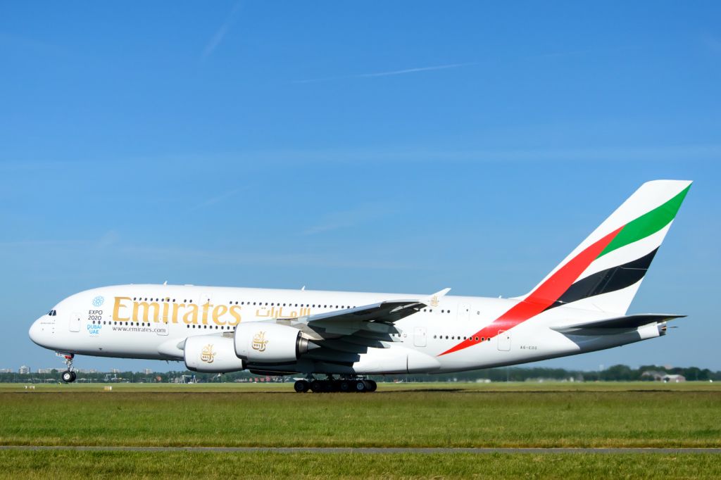 Airbus A380-800 (A6-EOG) - 09-06-2016 departing at Polderbaan to Dubai 