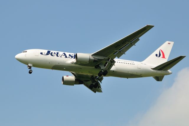 BOEING 767-200 (HS-JAK) - 2013/8/16