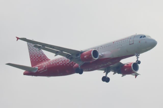 Airbus A320 (RA-73207)