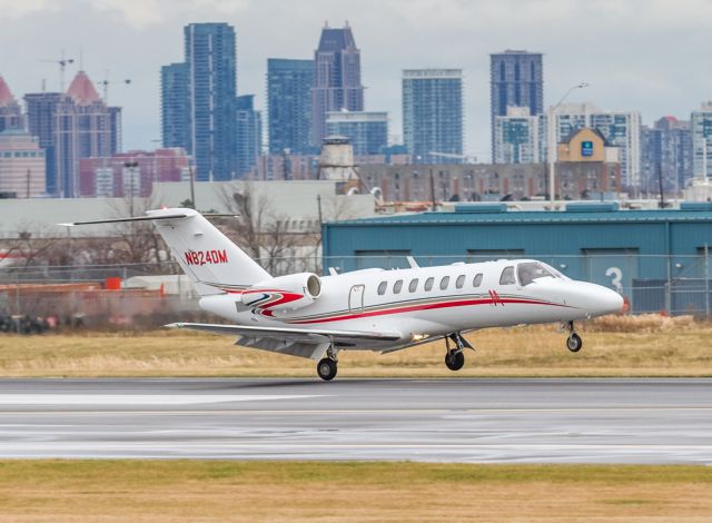 Cessna Citation CJ3 (N824DM)