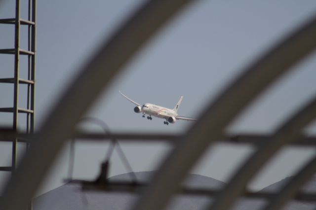 Boeing 787-9 Dreamliner (XA-ADL) - FINAL APPROACH 27 MMTJ
