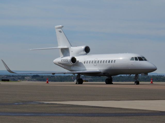 Dassault Falcon 900 (N793CG)