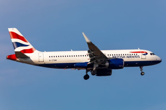 Airbus A320neo (G-TTNK)