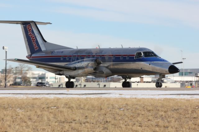 Embraer EMB-120 Brasilia (N576SW)