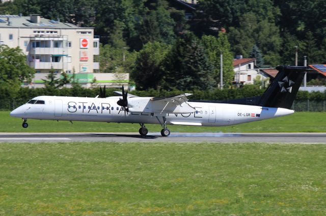 de Havilland Dash 8-400 (OE-LGR)