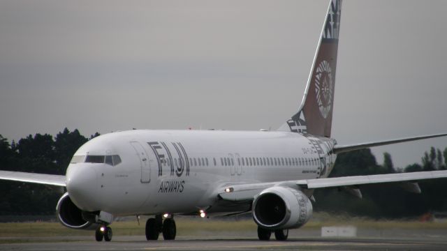 Boeing 737-800 (DQ-FJH)