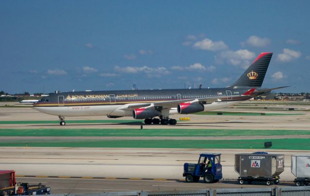 Airbus A340-200 (JY-AID) - Royal Jordanian A340-212 JY-AID at ORD on June 29, 2010.