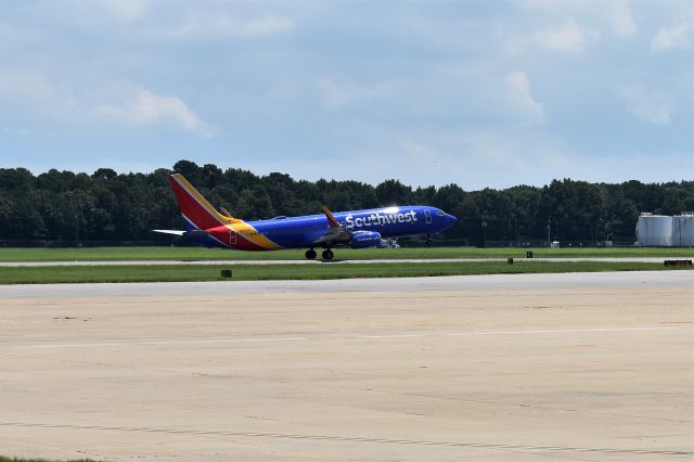 Boeing 737-800 (N8559Q) - Rotating on RWY 23. Taken July 3 2018