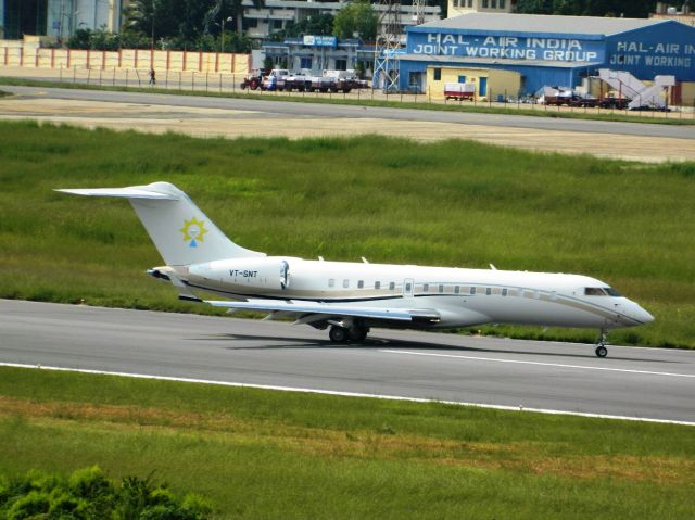 Bombardier Global Express (VT-SNT)