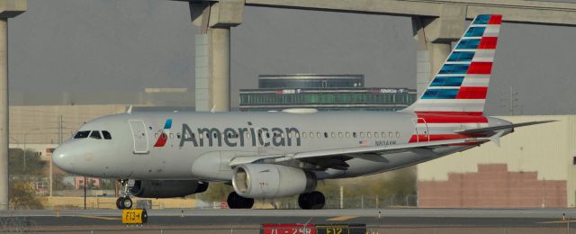 Airbus A319 (N804AW) - phoenix sky harbor international airport 07JAN21