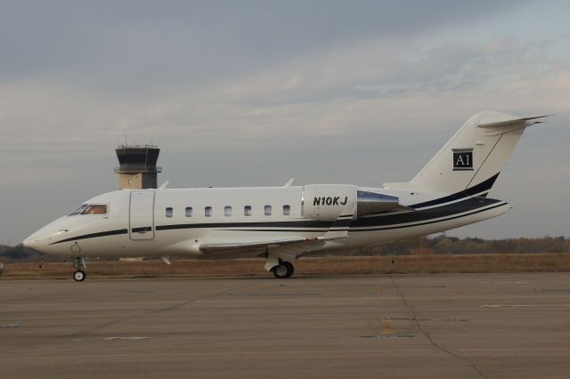 Canadair Challenger (N10KJ) - 02DEC23