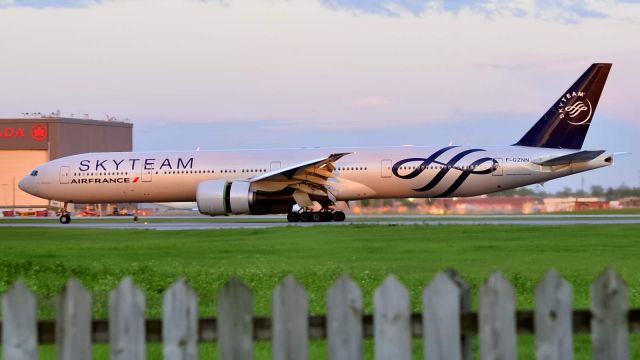 BOEING 777-300ER (F-GZNN) - Arrival from Paris CDG at sunset.