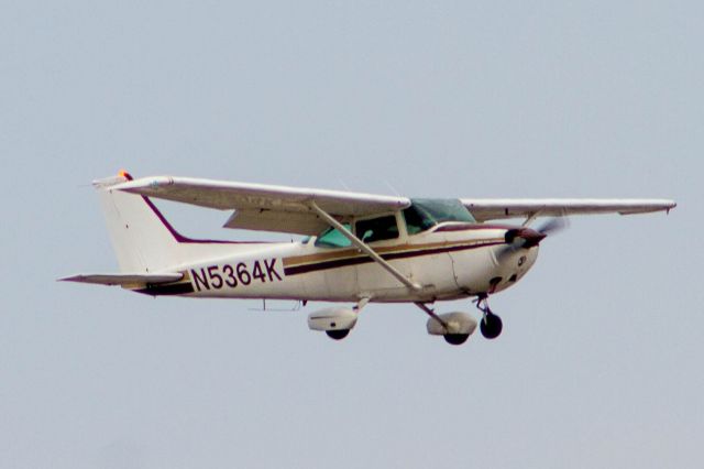 Cessna Skyhawk (N5364K)