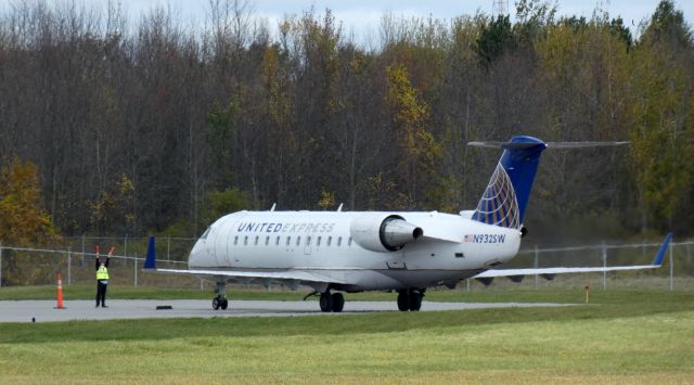 Canadair Regional Jet CRJ-200 (N932SW) - Just arriving is this 2002 United Express Skywest Canadair Regional Jet 200 in the Autumn of 2020.