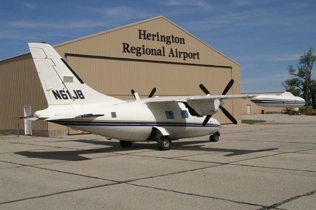 Mitsubishi MU-2 (N61JB) - June 1, 2016