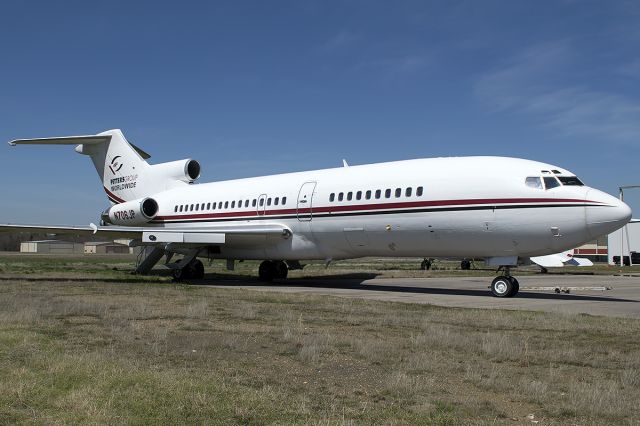 Boeing 727-100 (N706JP) - Not long before departing for a new owner. April 2013