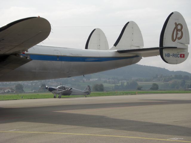 CO-NNY — - David  (Globe Swift,1946) and Goliath (Lockheed Constellation)