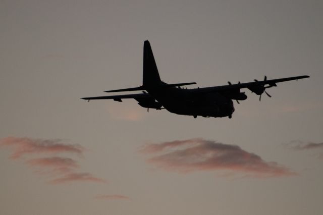 Lockheed C-130 Hercules —